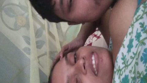 Dehati lovers having sex in a grass field