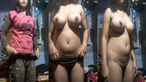 Hot girlfriend sexy nude selfie video