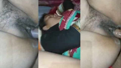 Dehati housewife fingering pussy in front of her pervert husband