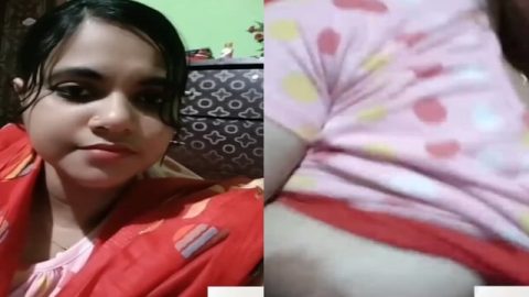 Cute Bangla girlfriend video call boobs show to lover