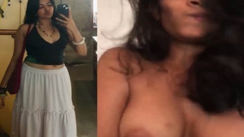 Cute girl from Colombo having hardcore sex with lover
