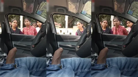 Daring Guy Flash Dick - Infront Of College Girls Inside Car