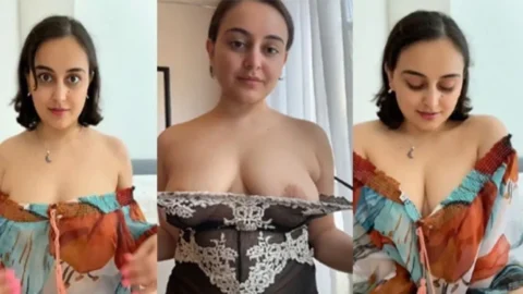 NRI Horny Milf Yasmeena Nude Collection