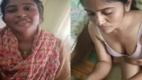 Girl sucking dick for money in Kannada sex video Desi Porn MMS